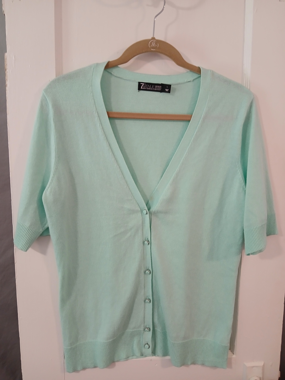 Zelena Mint Green Short-Sleeve V-Neck Button Cardigan [180]